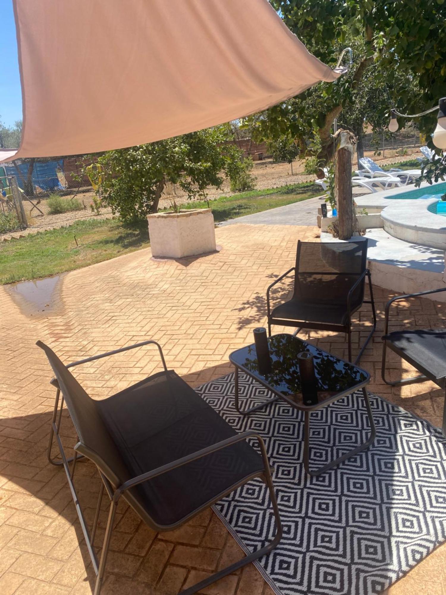 Casa Los Laureles Pilas Zewnętrze zdjęcie