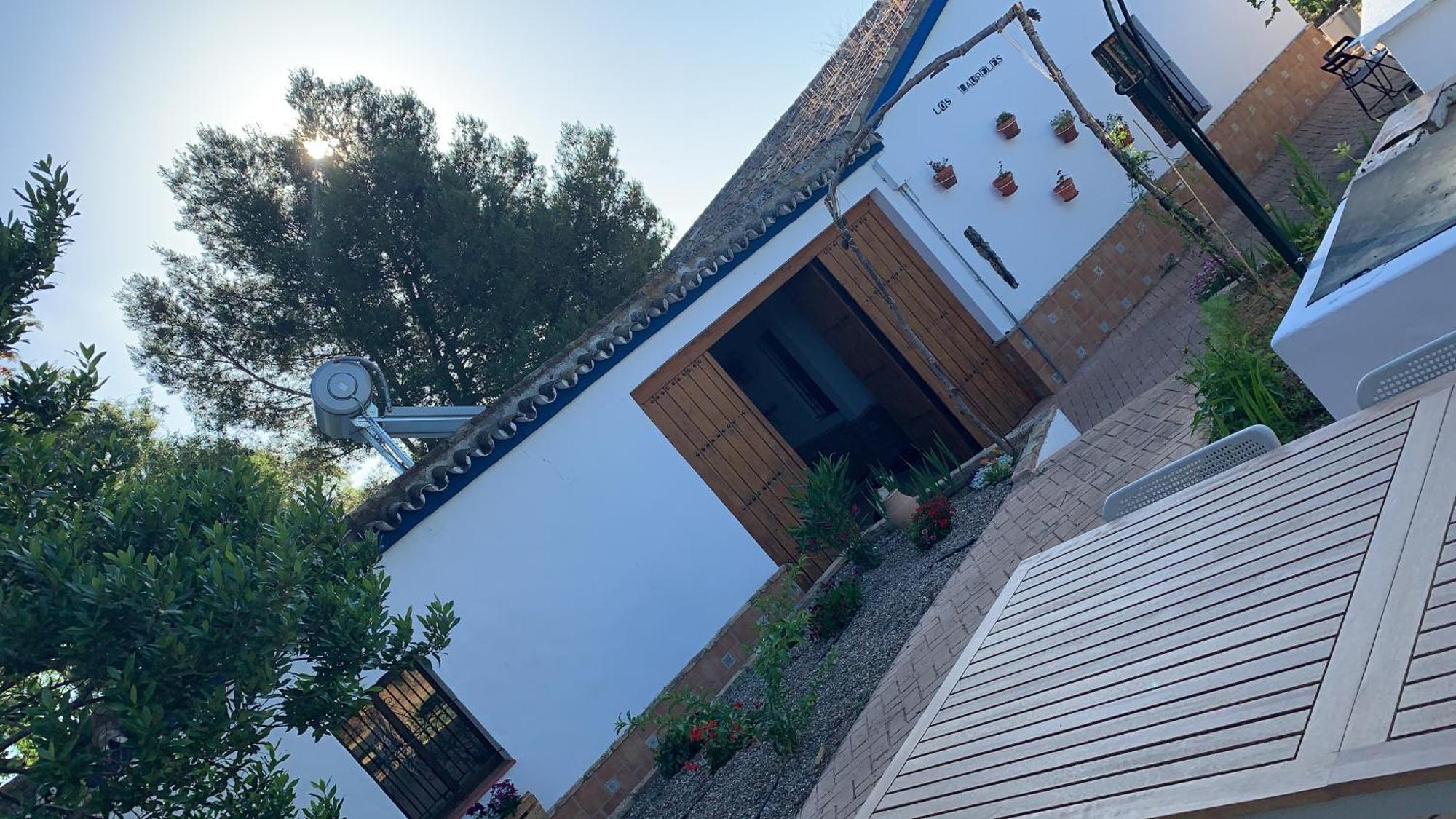 Casa Los Laureles Pilas Zewnętrze zdjęcie